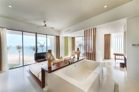 Luxury Suite Ocean View – The Shells Resort and Spa Phu Quoc