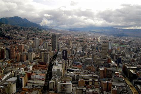 BOGOTÁ, COLOMBIA | Vistas de Bogotá, Colombia desde la Torre… | Flickr