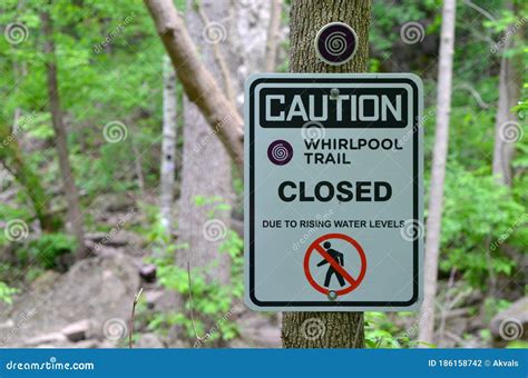 Hiking Trail Sign Trail Closed Stock Photo - Image of fishing, police: 186158742