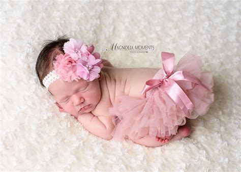 Baby girl newborn photography | Phoenixville PA | Magnolia Moments Photography