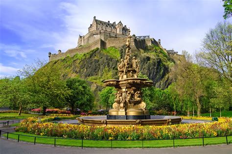 cityscape, Edinburgh, Scotland, Castle, Hill, Old Building, Sky, Clouds, Rock, Fountain, Trees ...