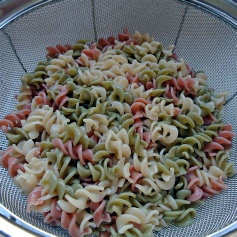 Mom, What's For Dinner?: Roasted Garlic Gluten Free Pasta Salad