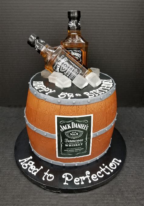 Barrel of Whiskey | Cakes de Fleur