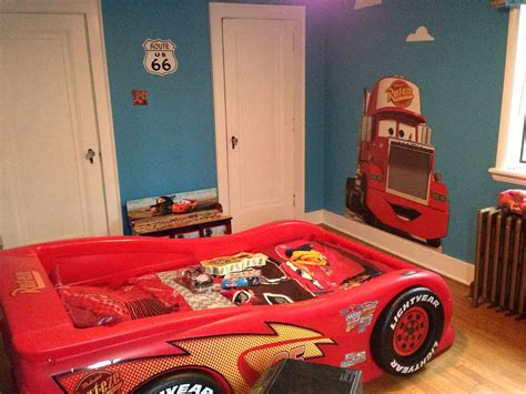 Disney Cars bedroom | Decoracion habitacion niño, Camas de carros, Habitaciones infantiles