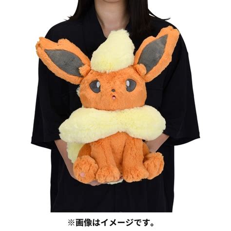 Pokemon Center 2022 FUWA-FUWA Fluffy Plush doll Flareon