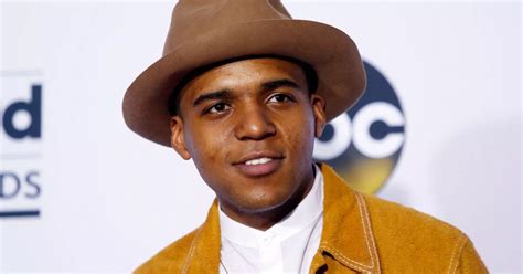 Notorious B.I.G.'s son CJ Wallace gives touching speech to late father at Billboard Music Awards ...
