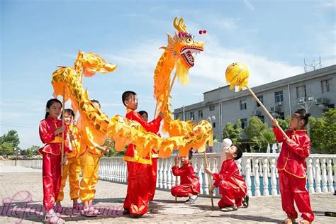 3.1M yellow gold children size CHINESE DRAGON DANCE Gold plated Folk Festival Celebration ...