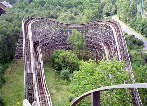 Parc Asterix Rides