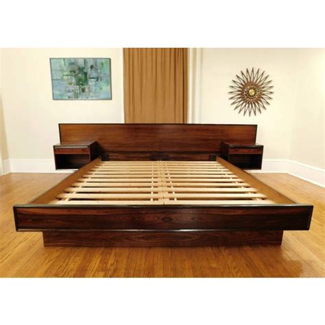 Westnofa Danish Modern Rosewood California King Platform Bed & Floating ...