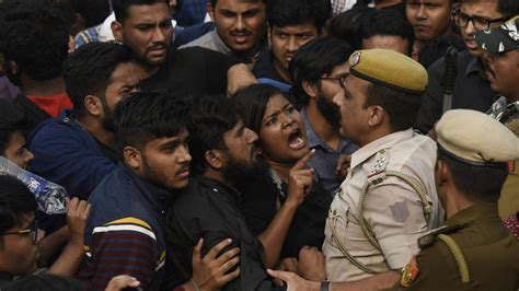 JNU Protest: Teachers’ association extends support to students - Hindustan Times