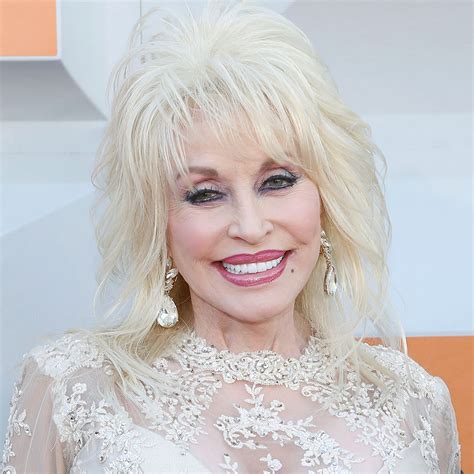 Dolly Parton, 74-Year-Old Country Music Legend, Helped Fund Promising ...