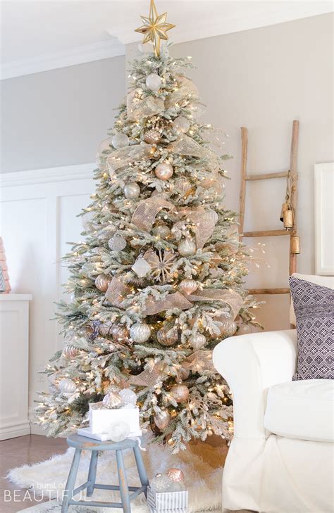 Silver And Gold Christmas Tree Christmas Tree Decorating Ideas - Photos ...