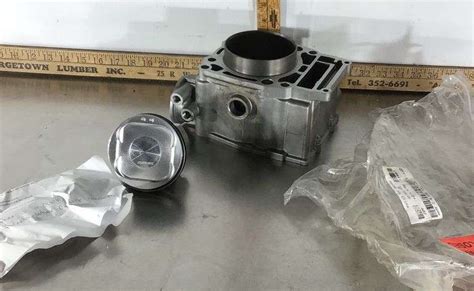 Small Engine Parts - Sherwood Auctions