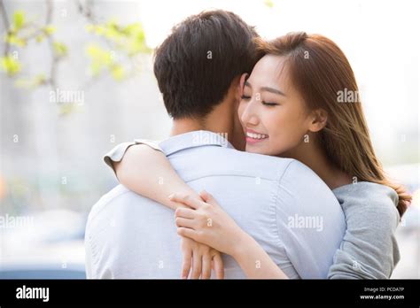 Happy young Chinese couple Stock Photo - Alamy