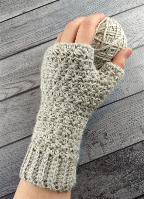 Crochet Patterns Galore - Stella Fingerless Gloves