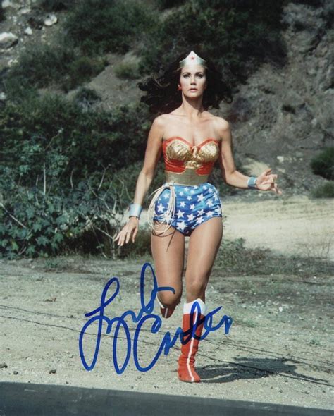 LYNDA CARTER SIGNED AUTOGRAPH 8X10 PHOTO - ICONIC WONDER WOMAN VERY RARE! | Autographia