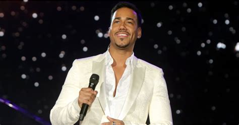 Romeo Santos's Propuesta Indecente's 1 Billion YouTube Views | POPSUGAR ...