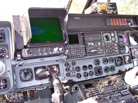 Westland Lynx Bundesmarine 2005 Cockpit - Westland Lynx - Wikipedia | Westland lynx, Westland ...