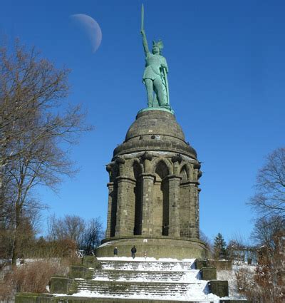 Hermannsdenkmal-Winterwanderung Winter im Teutoburger Wald, Lippe Detmold