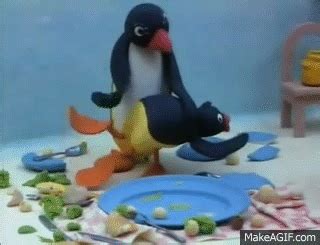 Pingu runs away - Pinguin on Make a GIF