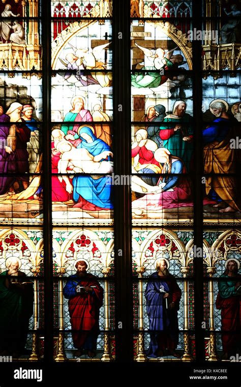 Stained glass window at cologne cathedral kolner dom hi-res stock photography and images - Alamy