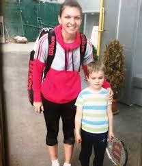 Rare photos of Simona Halep with her family