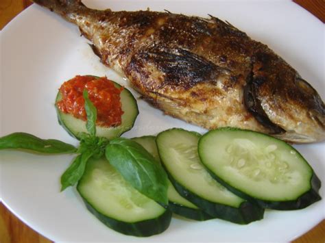 Tasty Indonesian Food - Ikan Bakar