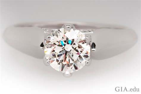 Where are Diamonds Found? Spotlight on Canadian Diamonds | GIA 4Cs