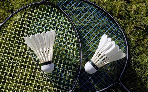 The Health Benefits of Badminton - Health Fitness Revolution