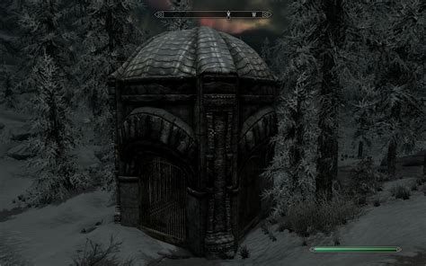 the elder scrolls v skyrim - How do I get inside this building near ...