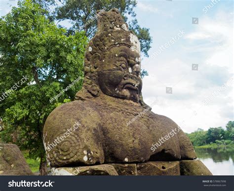 Statue Stone Asura Demon Angkor Thom Stock Photo 578867998 | Shutterstock