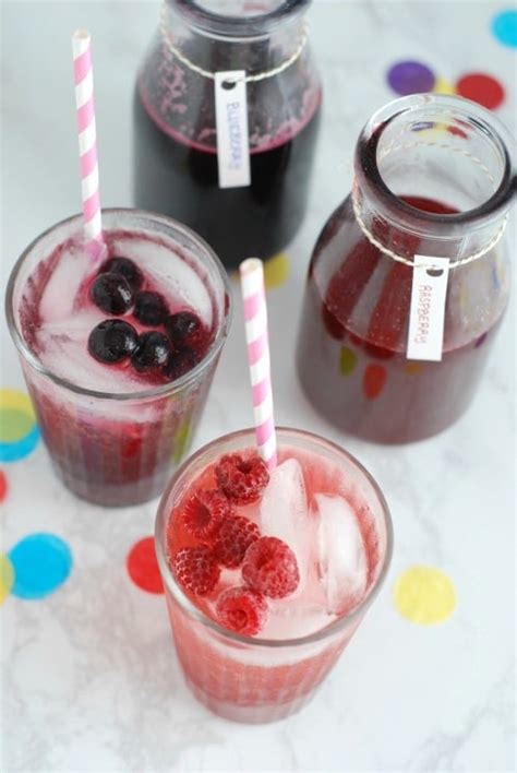 How to Make Fruit Soda (3 Ingredient Recipe)