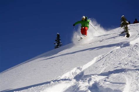 How To Move From On-Piste To Off-Piste Skiing | ALLTRACKS