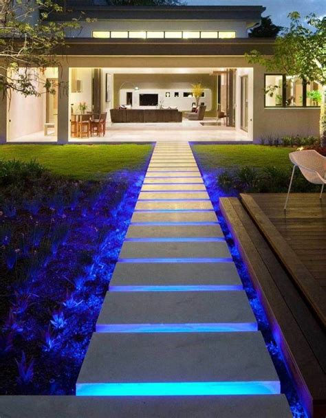 Éclairage extérieur à LED en 45 idées de luminaire de jardin | Modern ...