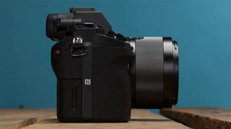 Sony Alpha 7 II Review | PCMag