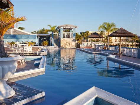 Grand Bahama Island Resorts For Family Vacations From Extra Holidays