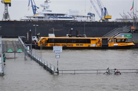 Hochwasser in Hamburg Foto & Bild | hamburg, hochwasser, sturmflut ...