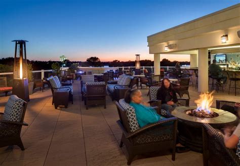 Bayside High: The 16 Best Rooftop Bars in Charleston, SC