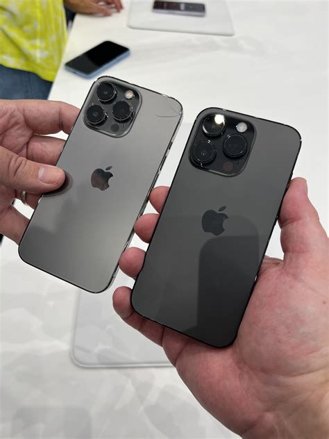 Review: Apple's iPhone 14 and iPhone 14 Pro, The big lean in - Digital News