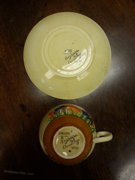 Antiques Atlas - Clarice Cliff Crocus Pattern Cup & Saucer