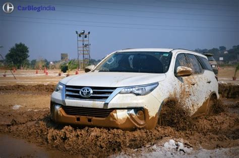 Getting Dirty with the new Toyota Fortuner » Car Blog India