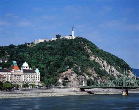 Gellertberg Budapest - Silverline Cruises