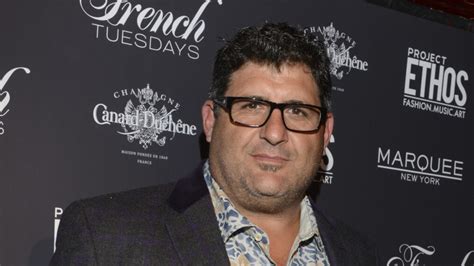 Super Bowl Winner and 'Man Caves' Star Tony Siragusa Dies at 55