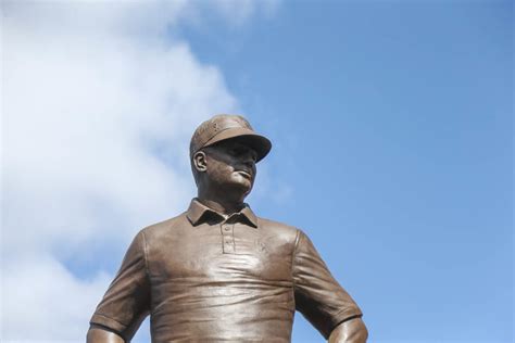 Bob Stoops statue dedication (photos) | Gallery | oudaily.com