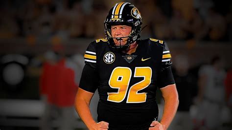 NFL Draft profile 2024: Harrison Mevis, 'Thicker kicker' at Missouri