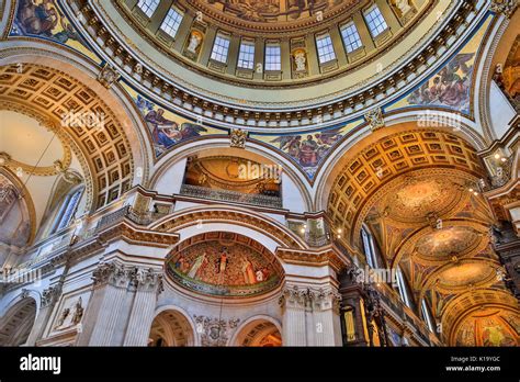 St. Paul's Cathedral Dome Interior High Resolution Stock Photography and Images - Alamy