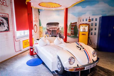 V8 Hotel: The Ultimate Pit Stop for Motorheads Near Stuttgart – The ...