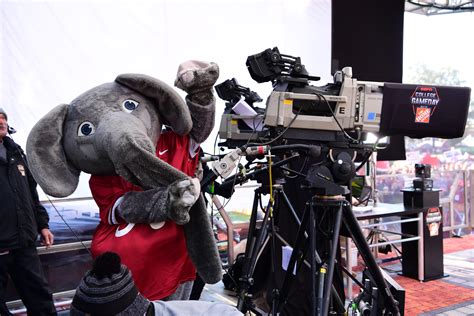 College GameDay Built by The Home Depot Visits Tuscaloosa Ahead of Top Five Matchup Featuring No ...