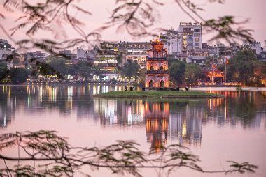 Hoàn Kiếm Lake: The Heart of Hanoi | Hanoi For 91 Days