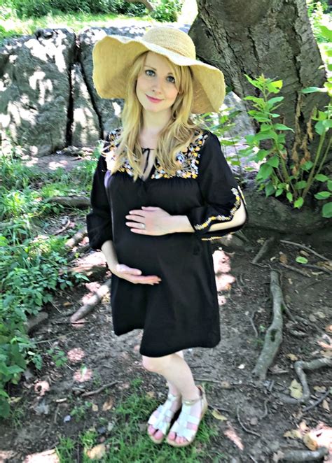 'The Big Bang Theory' Actress Melissa Rauch Announces Her Pregnancy and ...